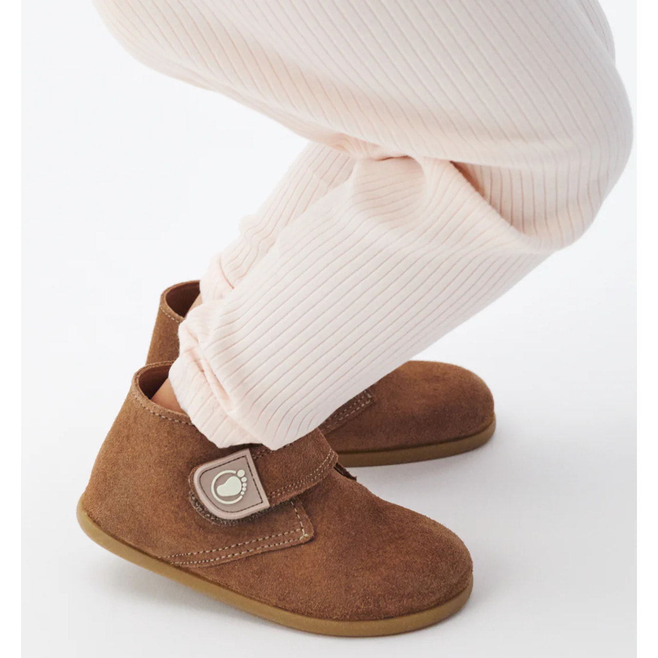 Scarpine per neonati in stile safari, design rispettoso