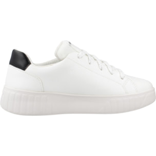 Zapatillas Niña de la marca GEOX  modelo J MIKIROSHI GIRL BLANCO