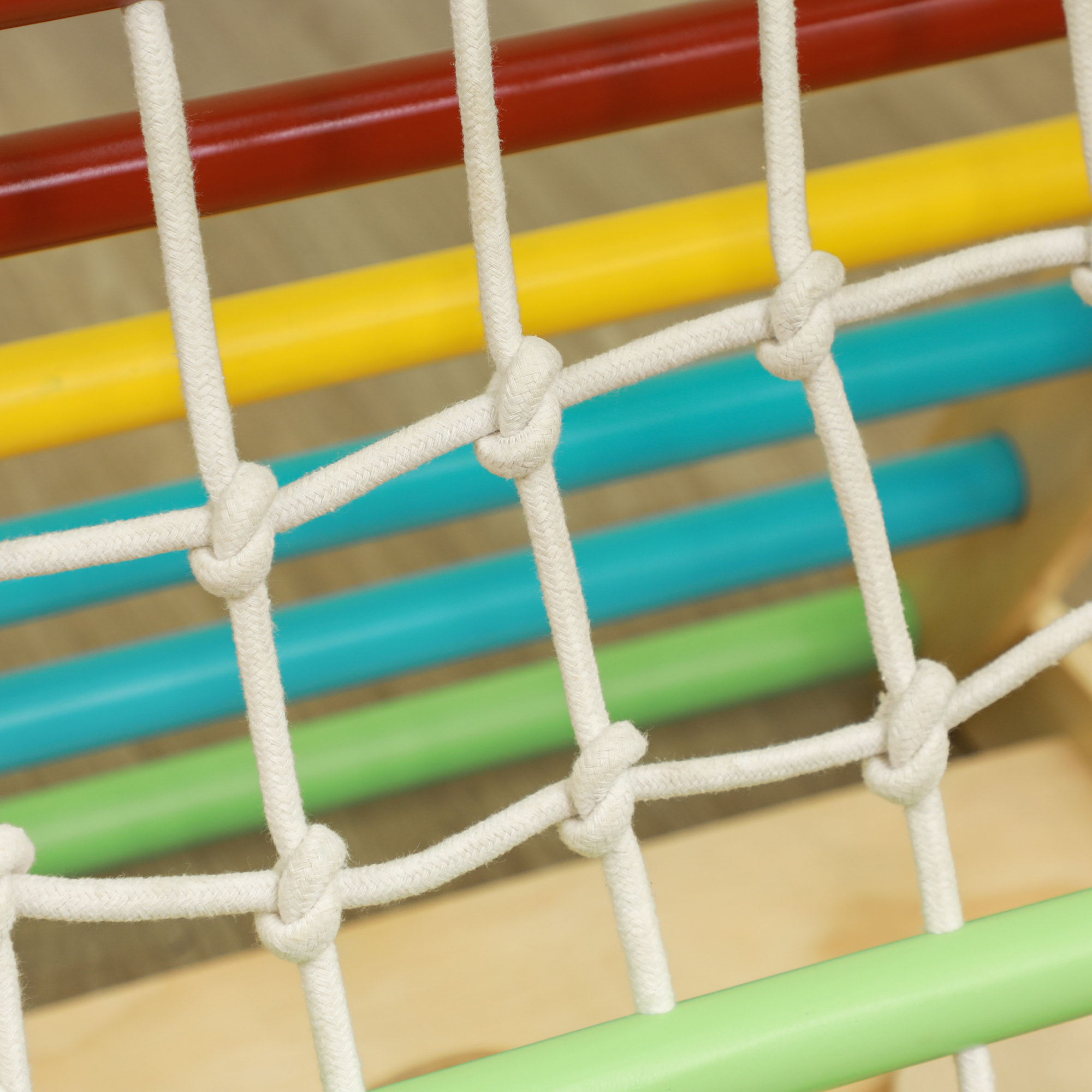 Ensemble d'escalade en bois 5 en 1 - triangle Pikler, toboggan, filet à grimper, rampe, jeu adresse - panneaux bois pin