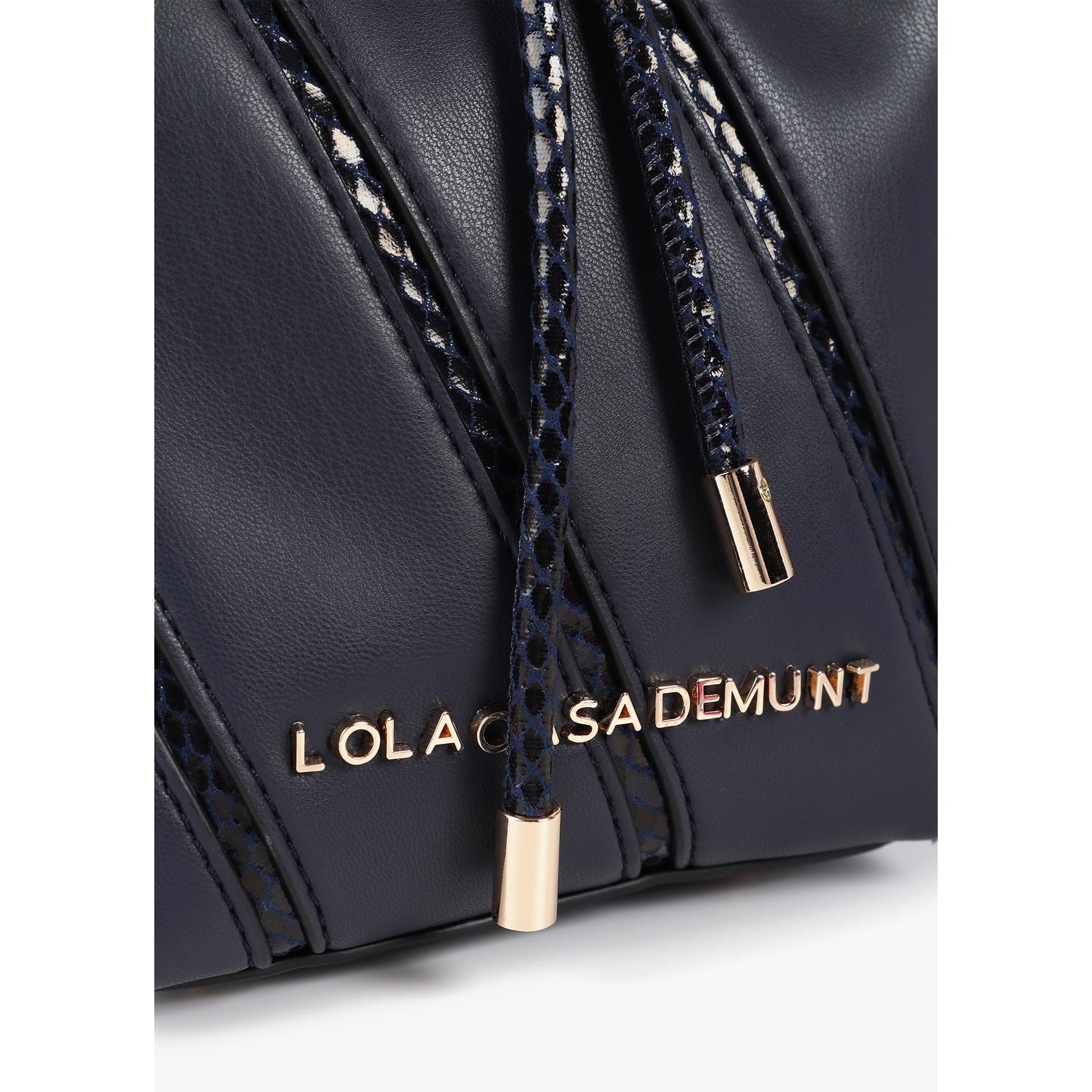 Tracolla con dettagli effetto serpente