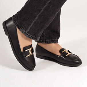 Mocassini in simil pelle con applicazione color oro