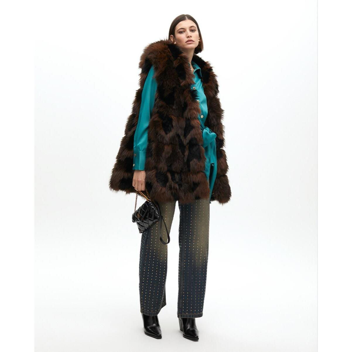 Gilet a pelo lungo con interno stampato