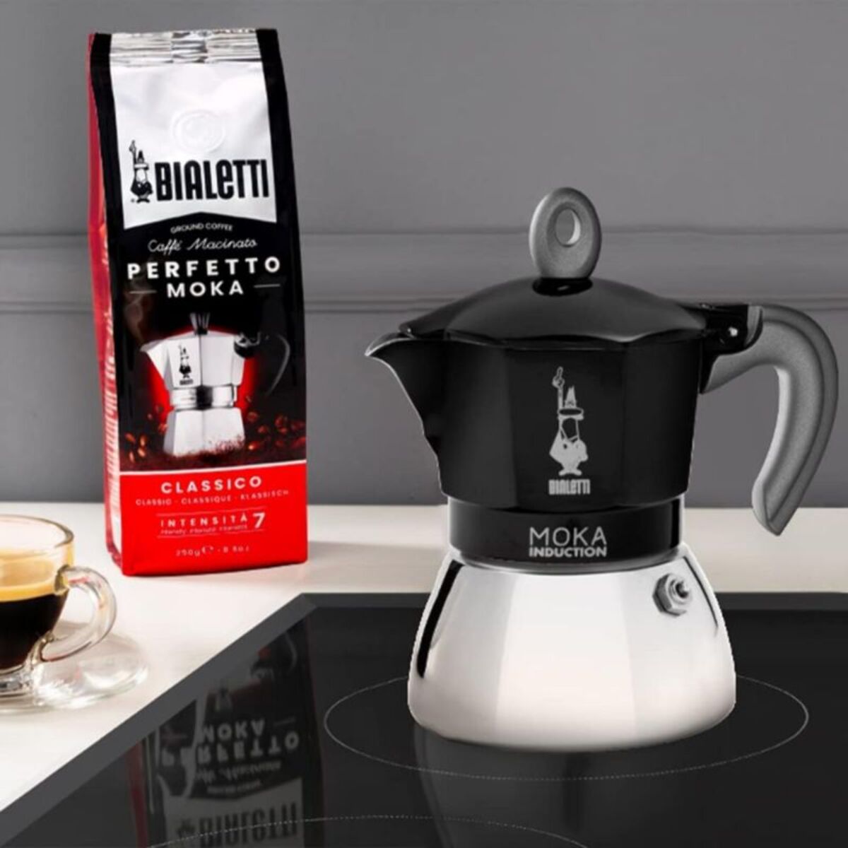 Cafetière italienne BIALETTI Moka induction 6 tasses black