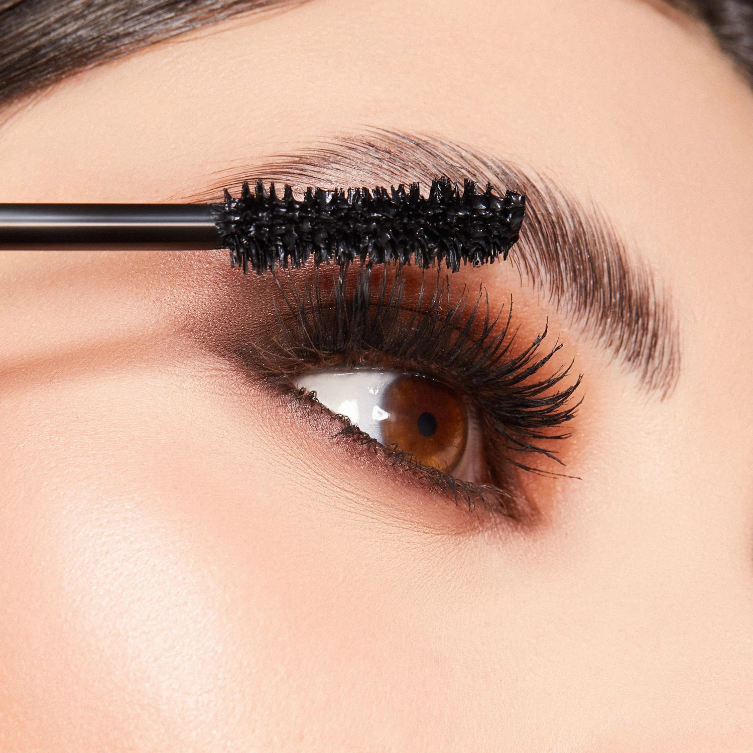 FULL VOLUME LASH Mascara extra black dall’effetto volumizzante
