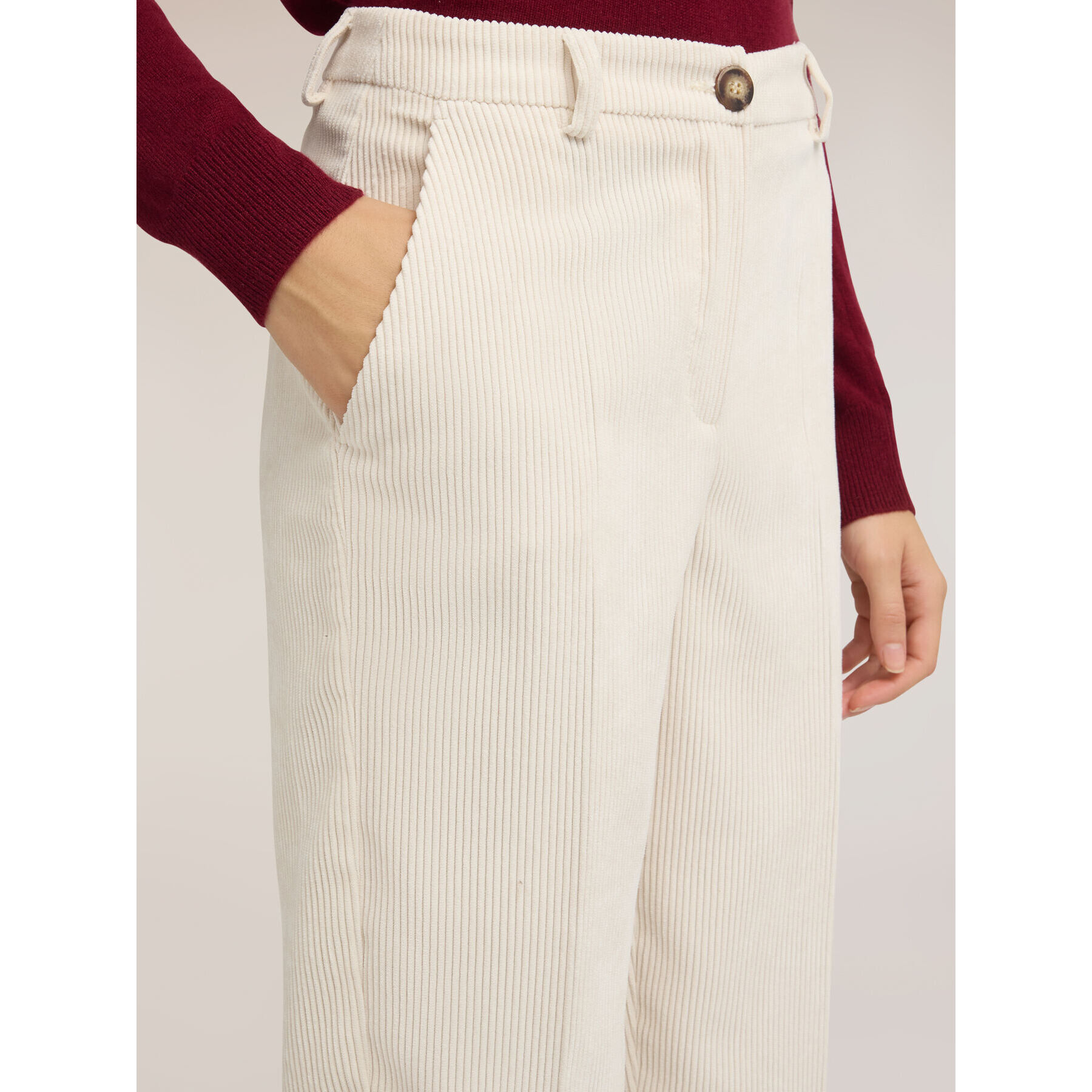 Motivi - Pantaloni con risvolto in velluto a coste - Bianco