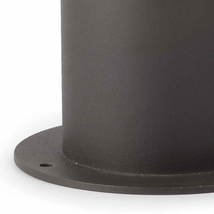 MISTU 310 Lampada sopra muro grigio scuro