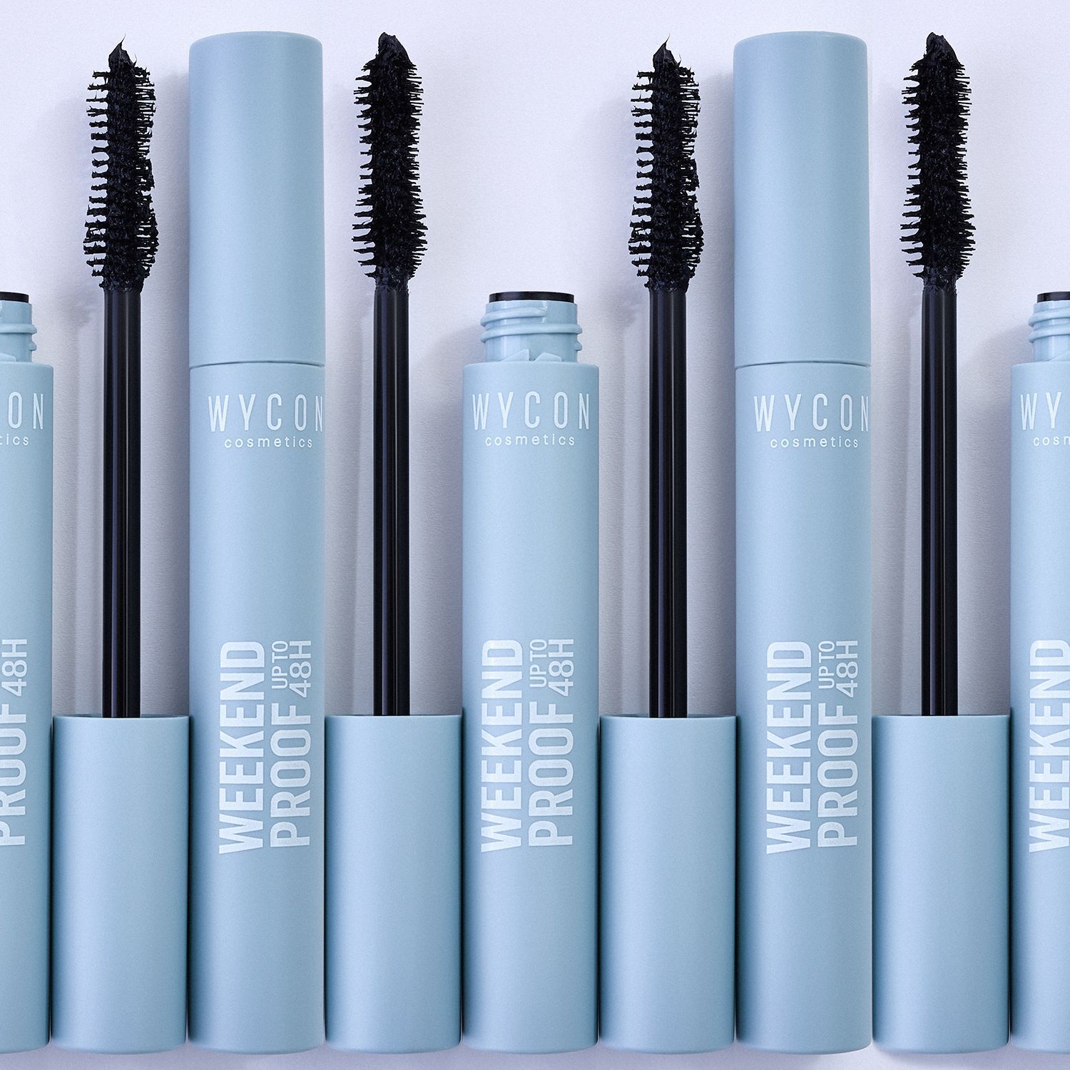 WEEKEND PROOF Mascara waterproof e long-lasting fino a 48 ore