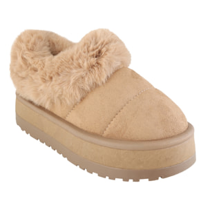 Ciabatte in simil camoscio imbottite con platform