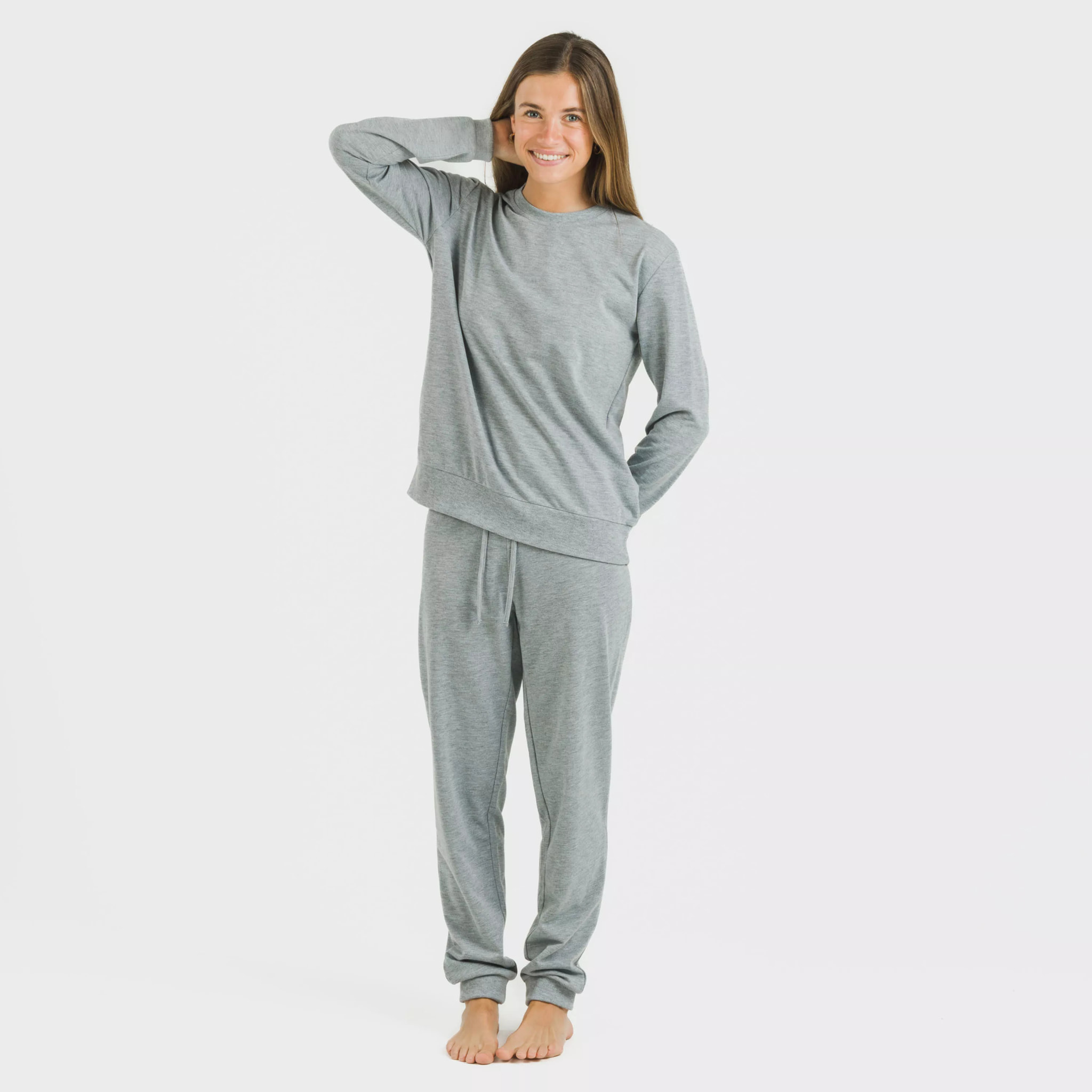 Pantalón largo básico deportivo gris claro