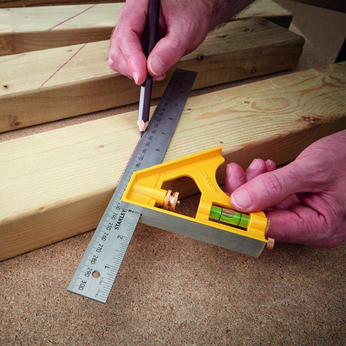 Équerre à Combinaison Multi-Usage - 300 mm