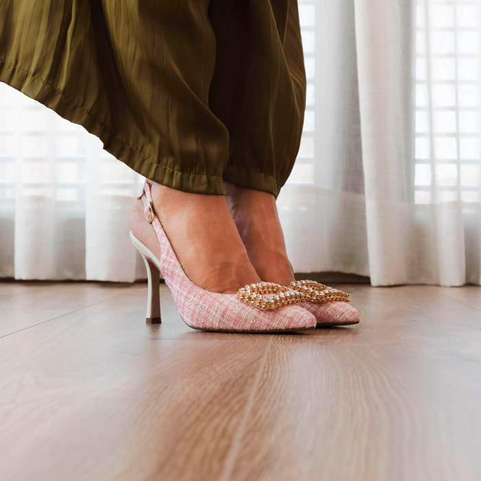 Salón destalonado en chanel nude. Tacón fino de 9 cm