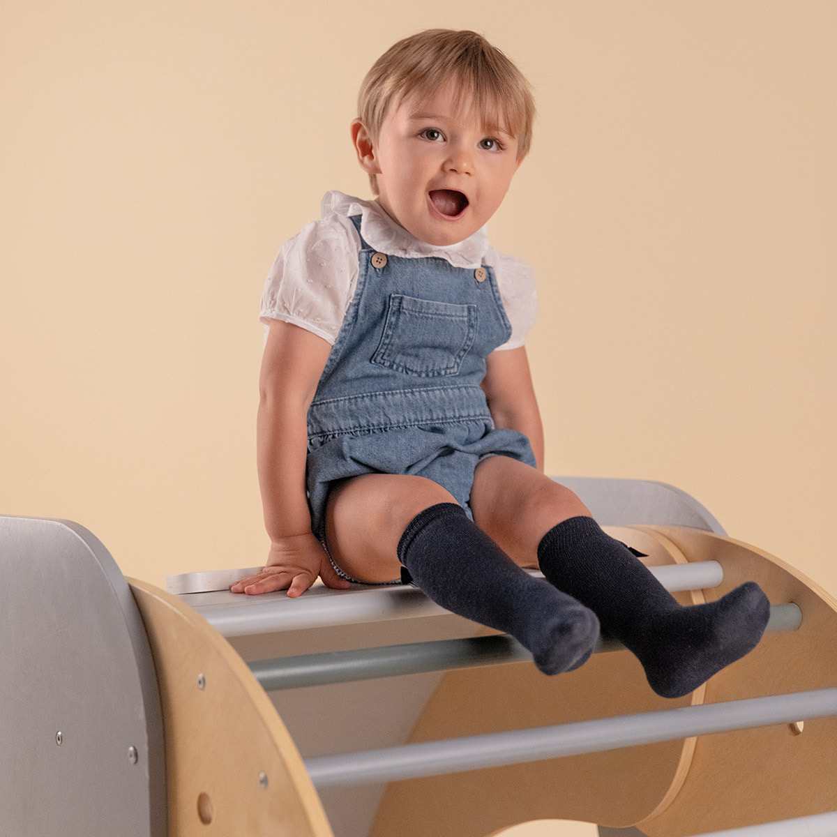 Arco de escalada plegable de madera ELEPHANT PIKLER para niños
