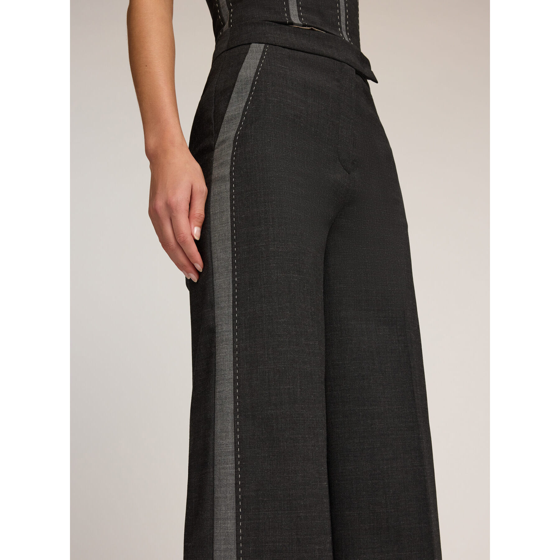 Motivi - Pantaloni palazzo con banda laterale - Grigio