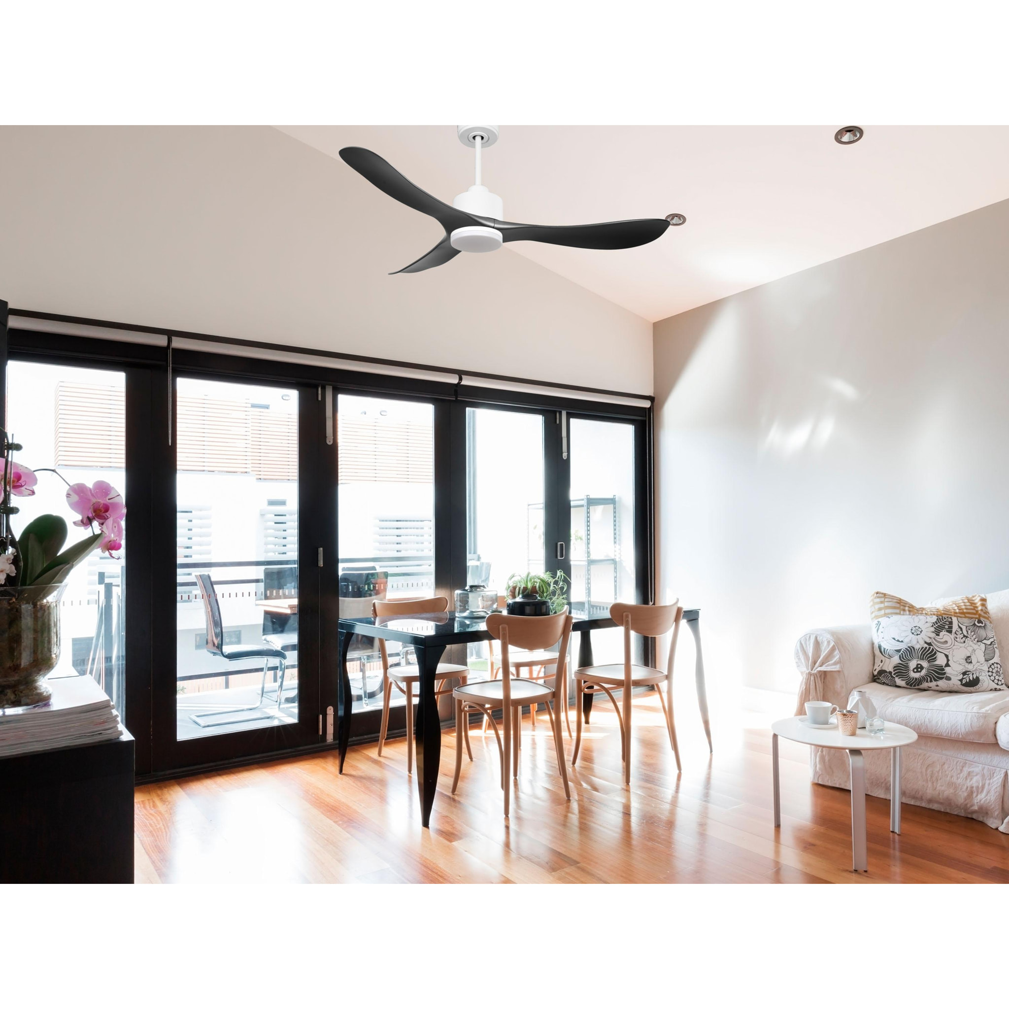 Ventilador de techo Reversible Termostato Dimable Wifi Motor DC Techos Inclinados Mando a Distancia Luz tres tonos Hypersilence Memoria TiomanD132C03LED64937 PURLINE