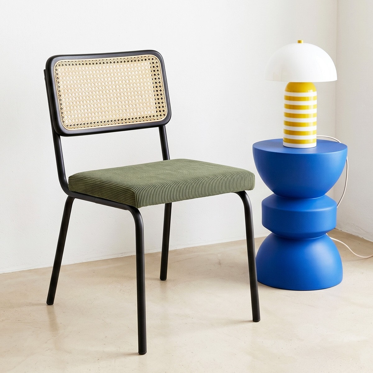 Lot de 2 chaises noires, cannage et velours côtelé - PAULA