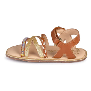 SANDALIA BAREFOOT MOKA - TIRAS DORADAS Y VELCRO AJUSTABLE