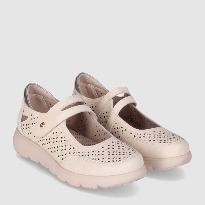 Zapatos de Piel - Beig - Tacón: Bajo