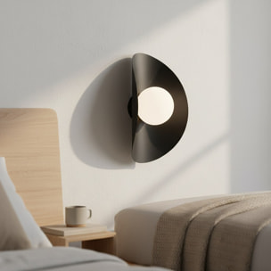 Lampada da parete Fiero in acciaio nero opaco