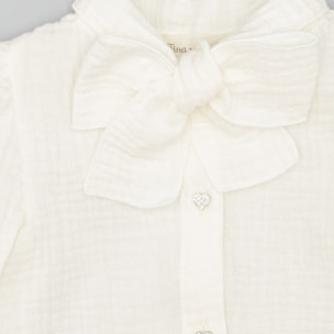 Camisa Blanca De Muselina Plumeti Con Lazo