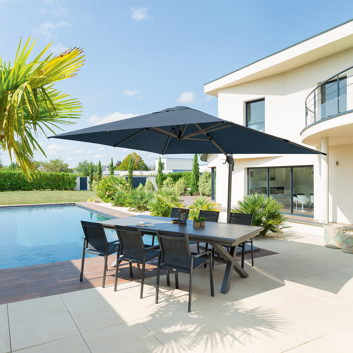 Parasol déporté rectangulaire "Équador" Pétrole 4 x 3m en aluminium et polyester