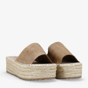 Sandalias pala taupe de piel con esparto