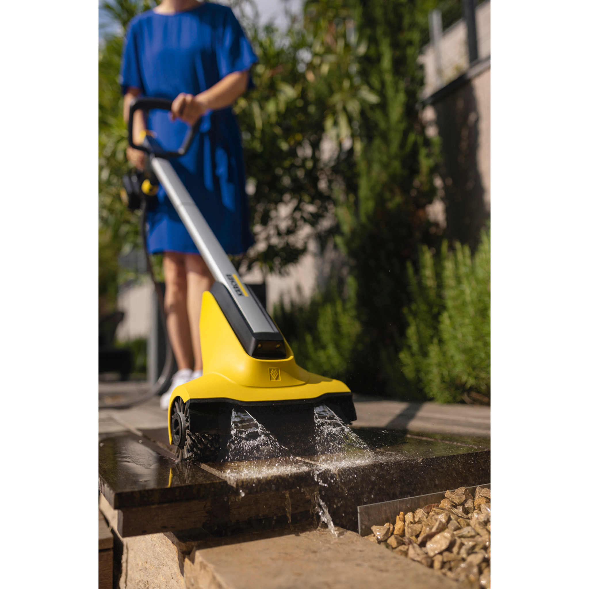 Nettoyeur de terrasses sans fil Karcher PCL 3-18 - 18V- Largeur de travail 320 mm- sans batterie