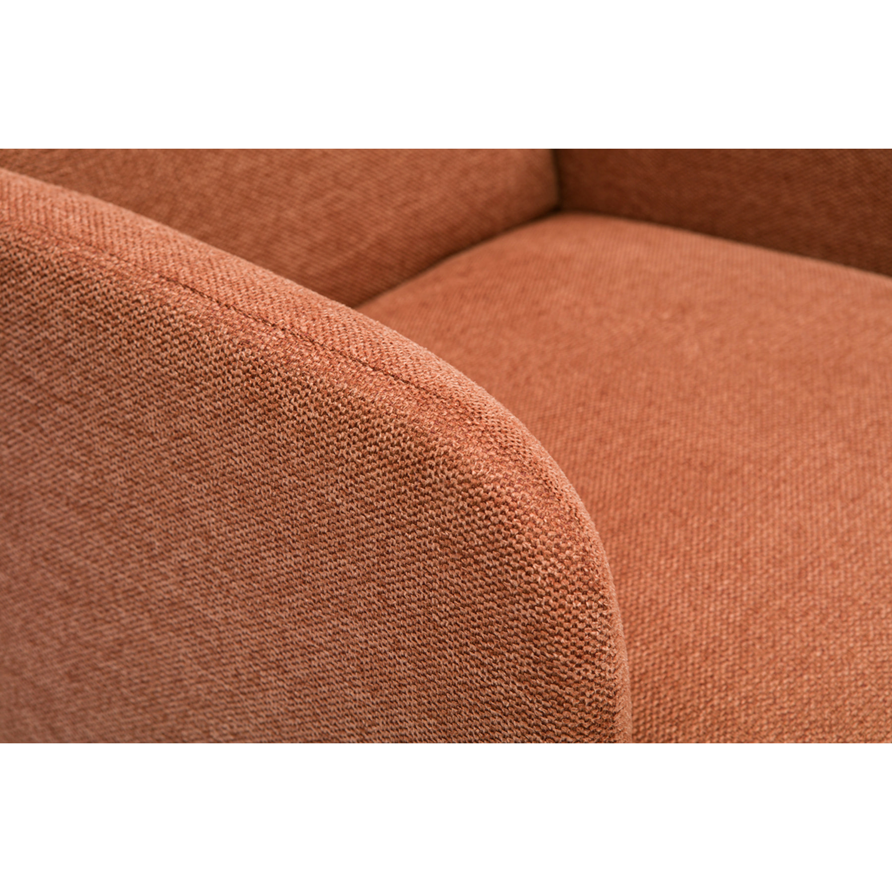 Fauteuil scandinave en tissu effet velours texturé terre brûlée et bois foncé ISKO