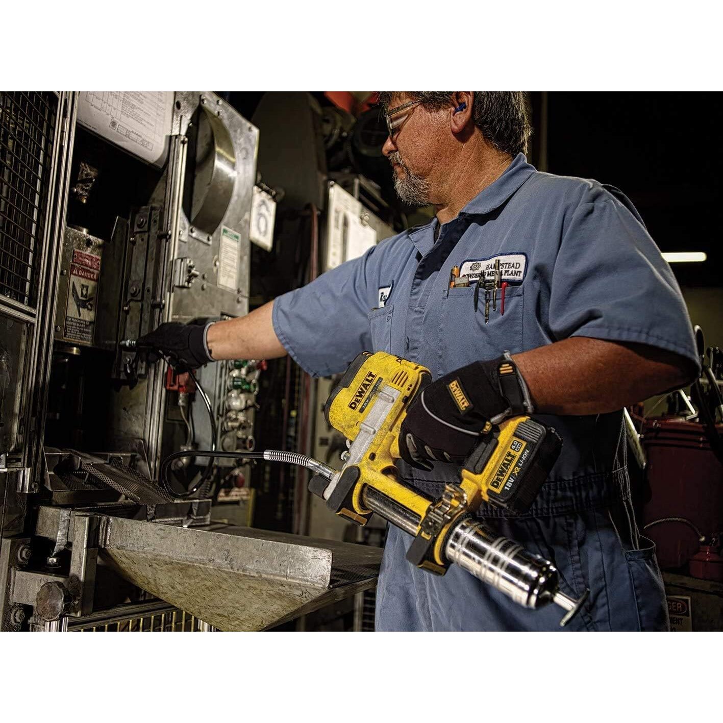 Pompe à graisse XR 18V 4AH Li-Ion - DEWALT - avec 1 batterie 4.0 Ah - chargeur - coffret - DCGG571M1-QW