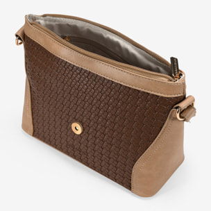 Bolso bandolera marrón con solapa y cremallera