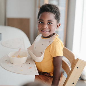 Mushie Babero Silicona Print