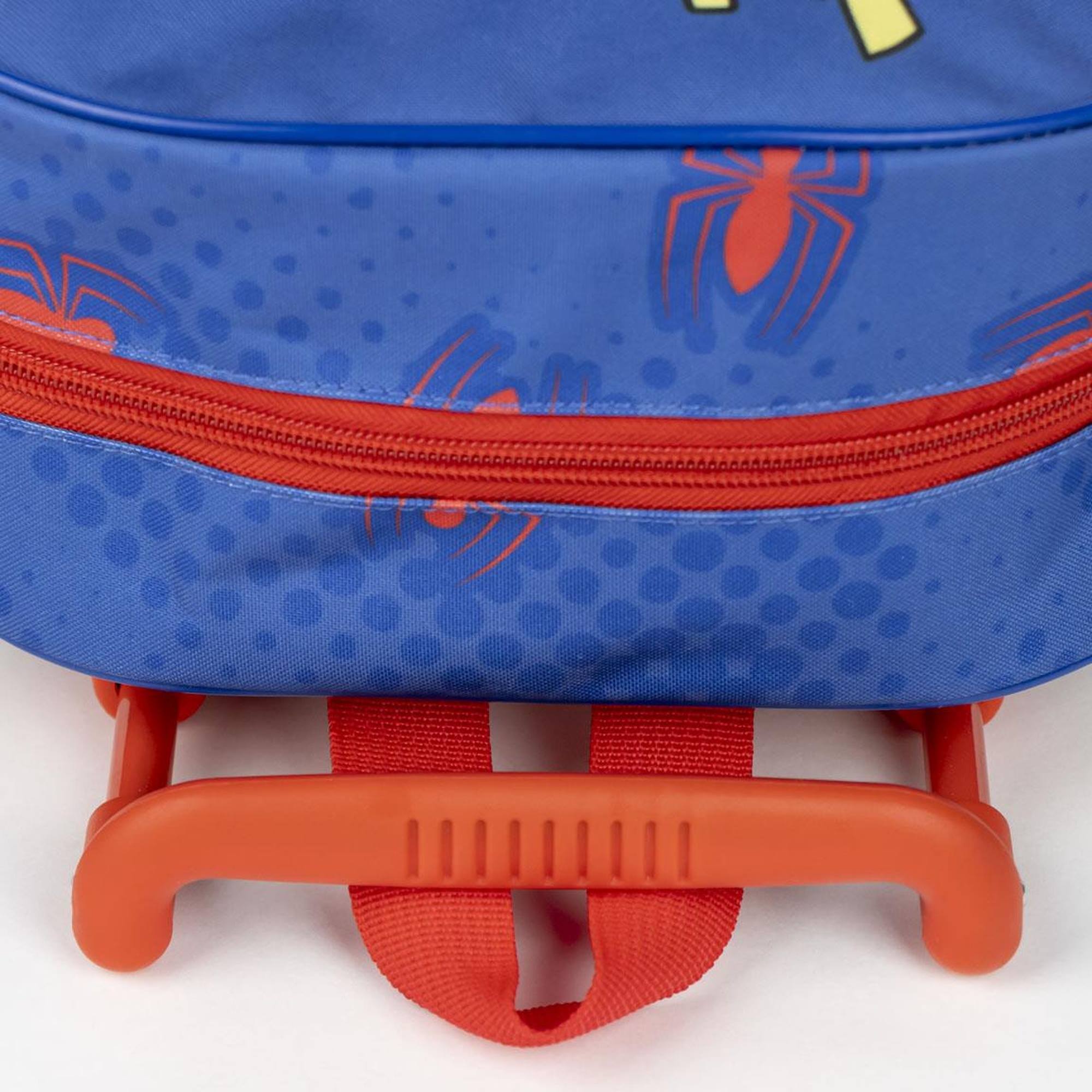 Mochila escolar estilo trolley de spiderman - color azul - 25x10x29 cm - mochila de carro fabricada en poliéster - incluye tacos antideslizamiento