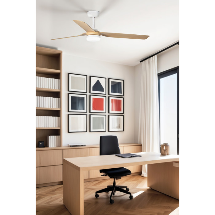 PUNT M LED Ventilatore a soffitto bianco/legno chiaro