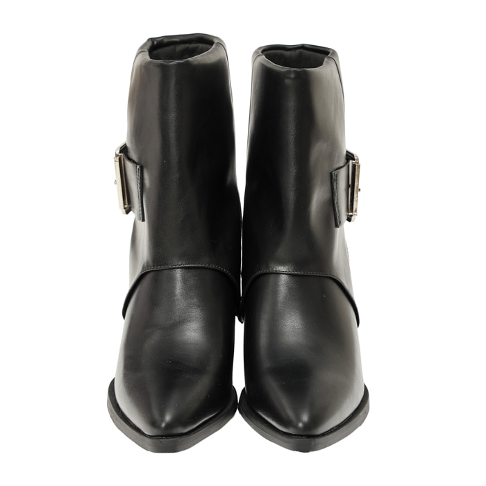 Stivaletto in simil pelle con fibbia