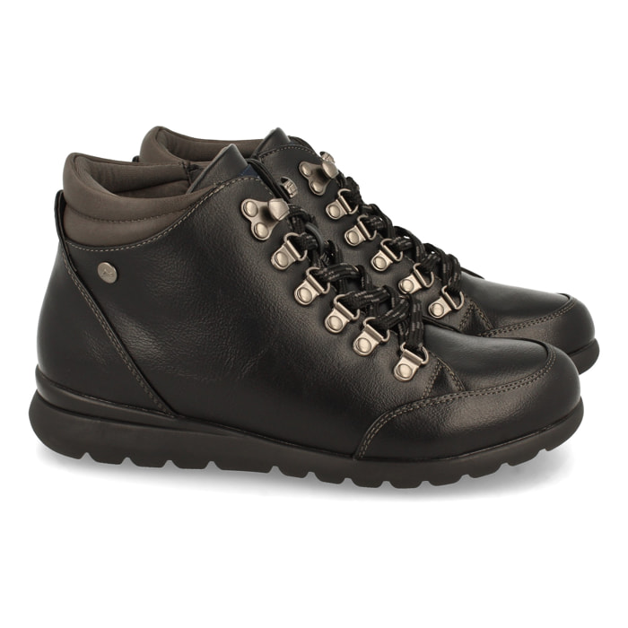 Botin Plano con Cremallera y Cordones