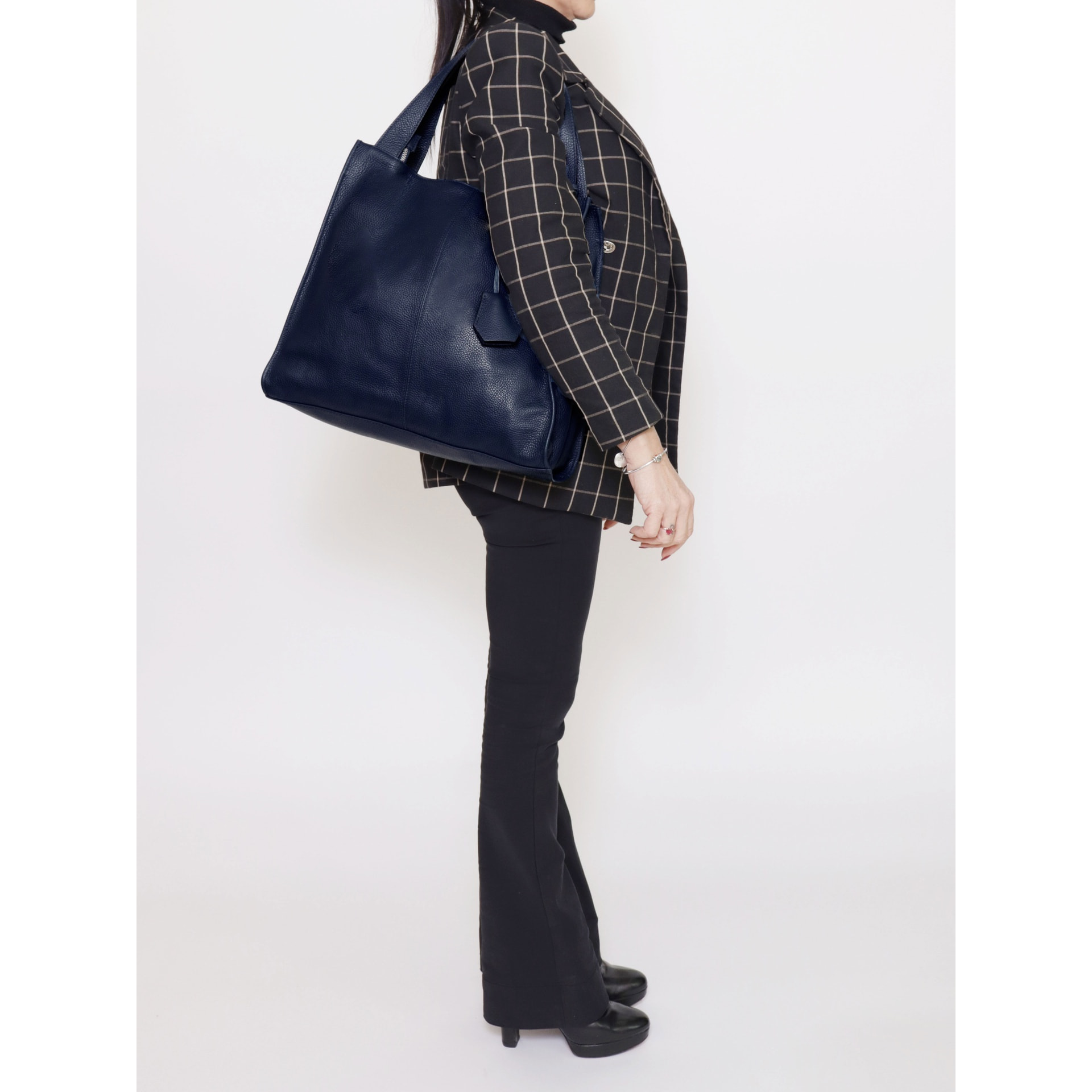 Borsa a spalla da donna - Modello Aelia - Vera pelle - 40.0 x 36.0 x 12.0 cm