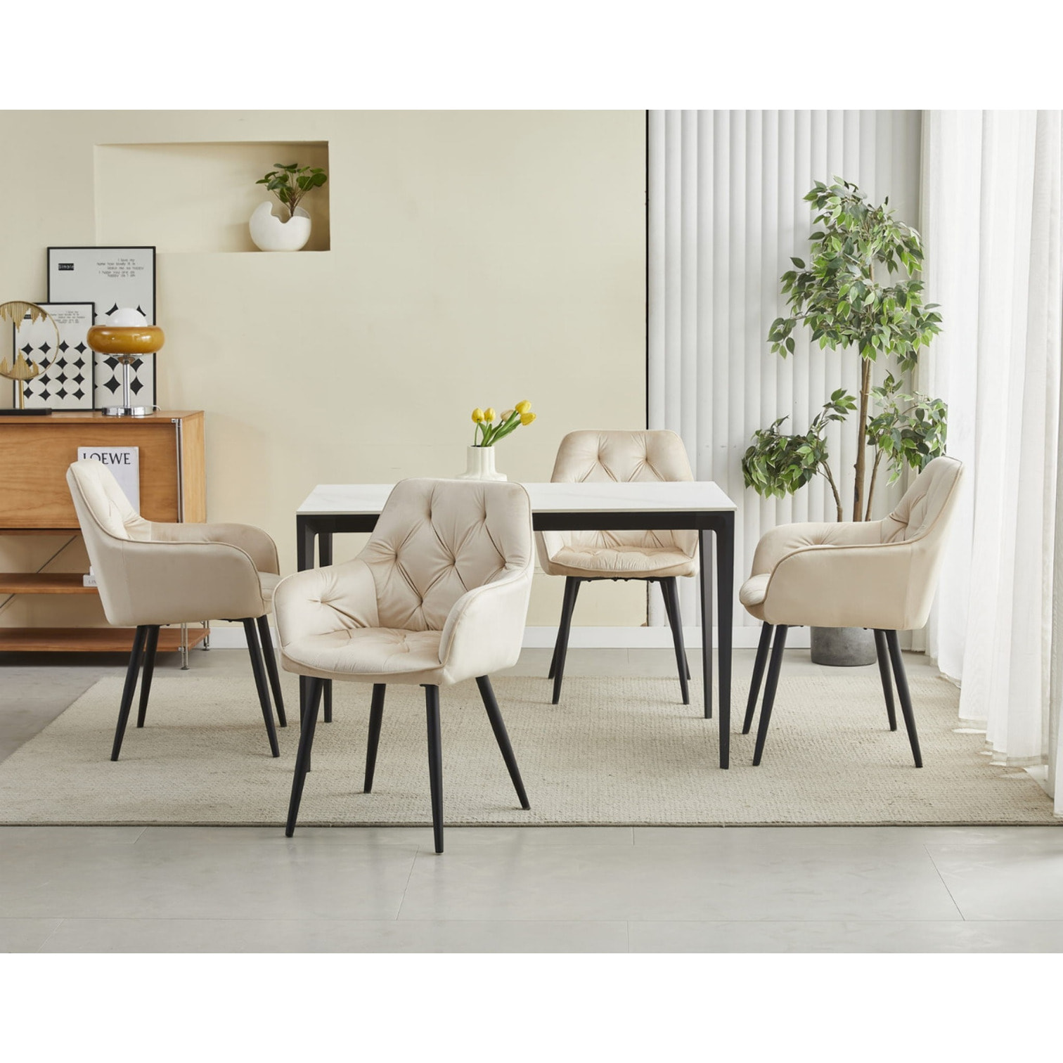 Sedia Jork in velluto beige con gambe nere