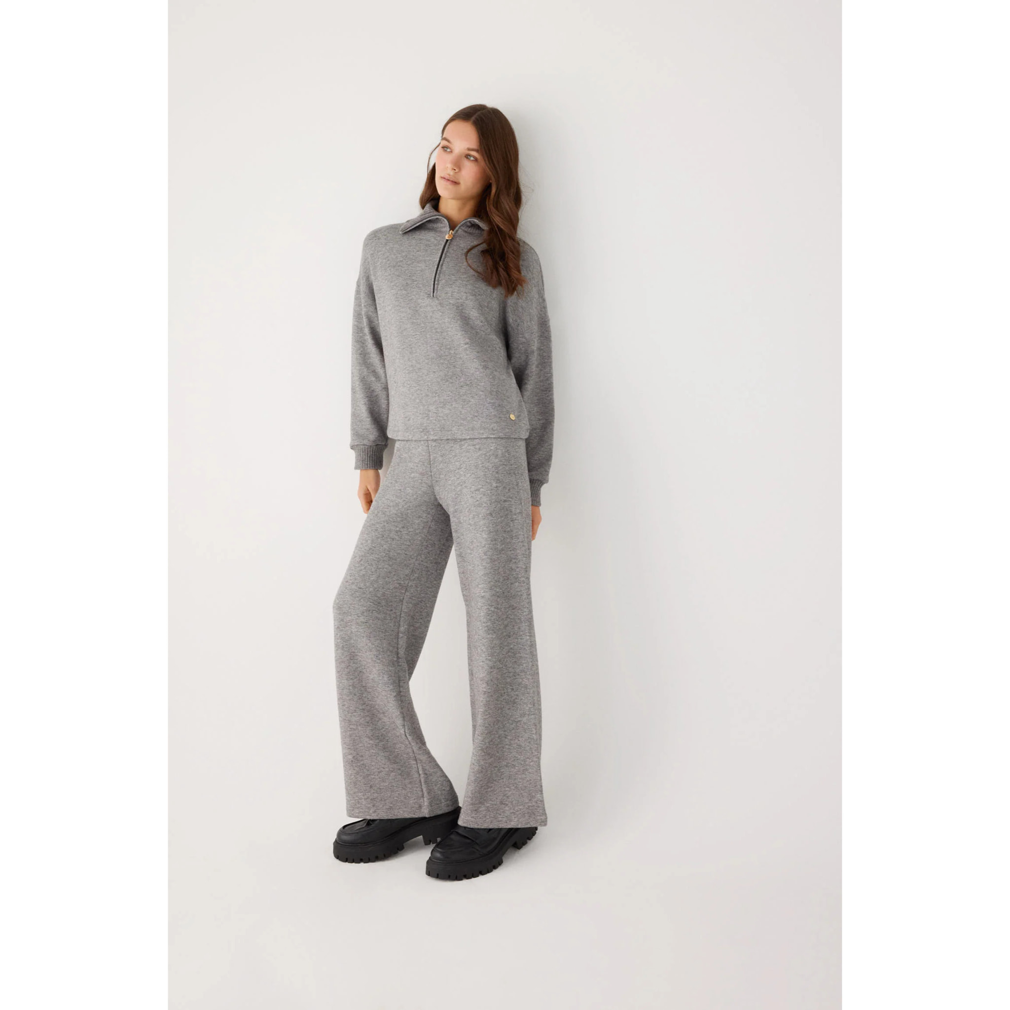 Pantalone largo