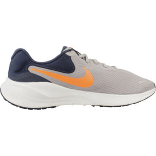 SNEAKERS NIKE REVOLUTION 7