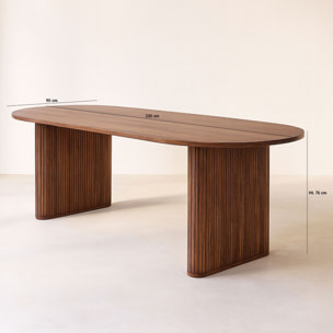 Table à manger ovale effet noyer et pieds striés 230cm SELMA