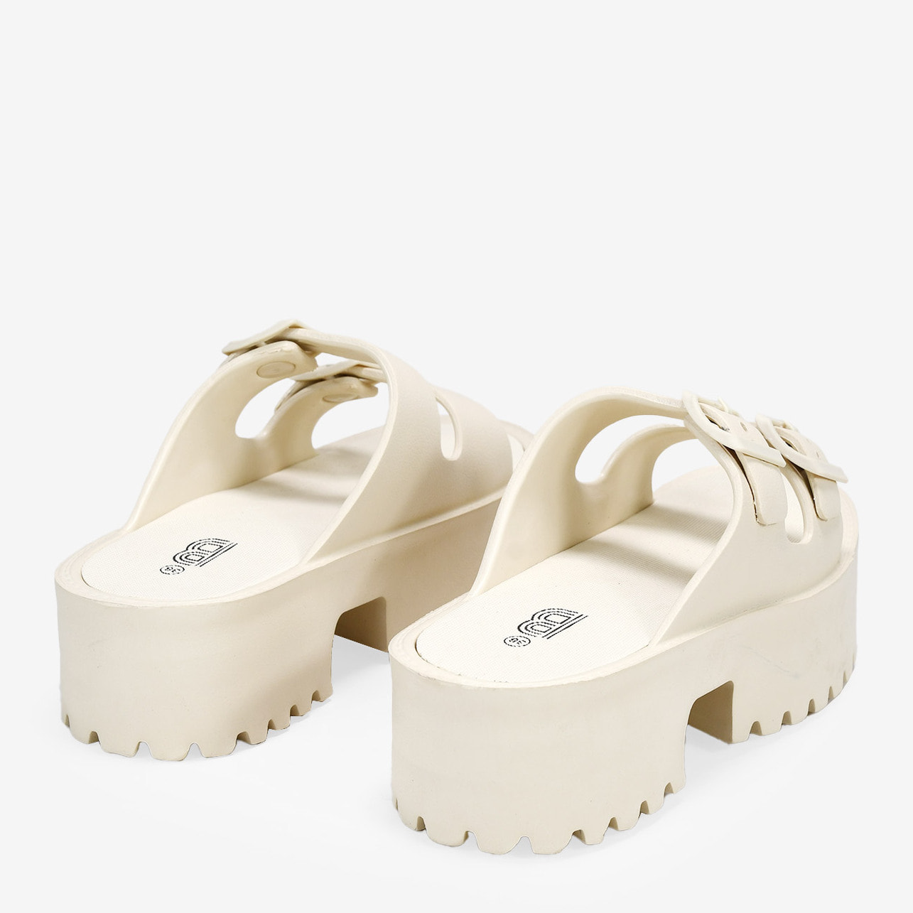 Sandalias de plataforma beige en goma