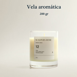 Set de 4 velas aromáticas de 200gr con aromas de light green, white lotus, light peach y stone scalpers
