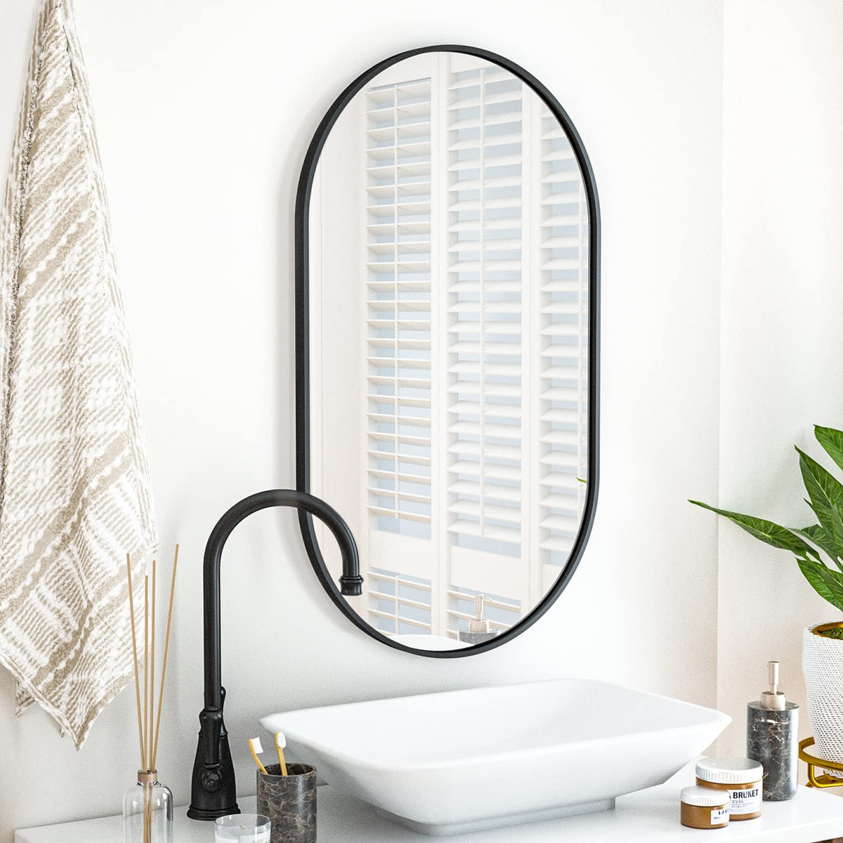 Specchio ovale industriale Loft con cornice nera 100x50 cm