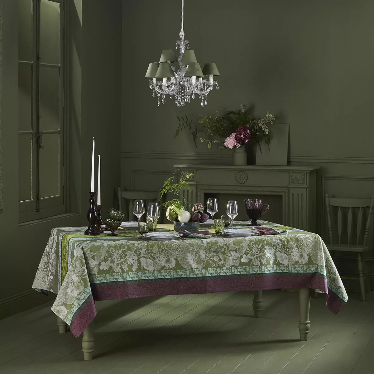 Nappe pur coton motif jacquard vert Mille botanique mousse