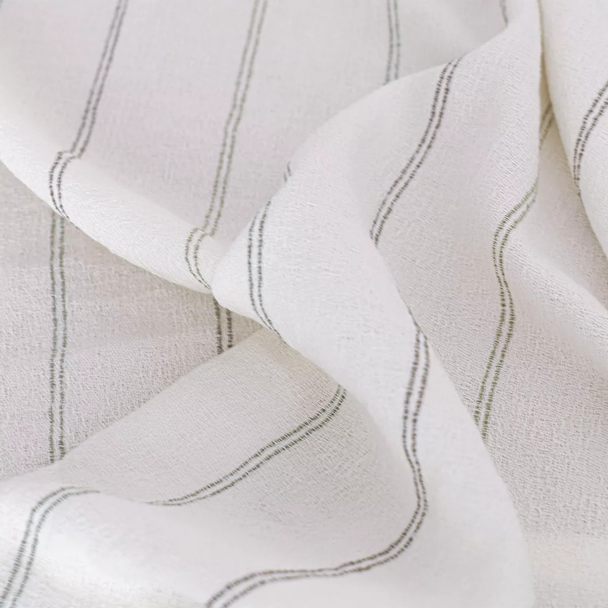 Serviette pur coton lavé motif jacquard blanc vert Rimini verde