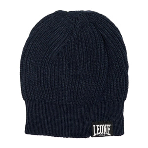 Gorro de punto con pequeño logo "Basic"