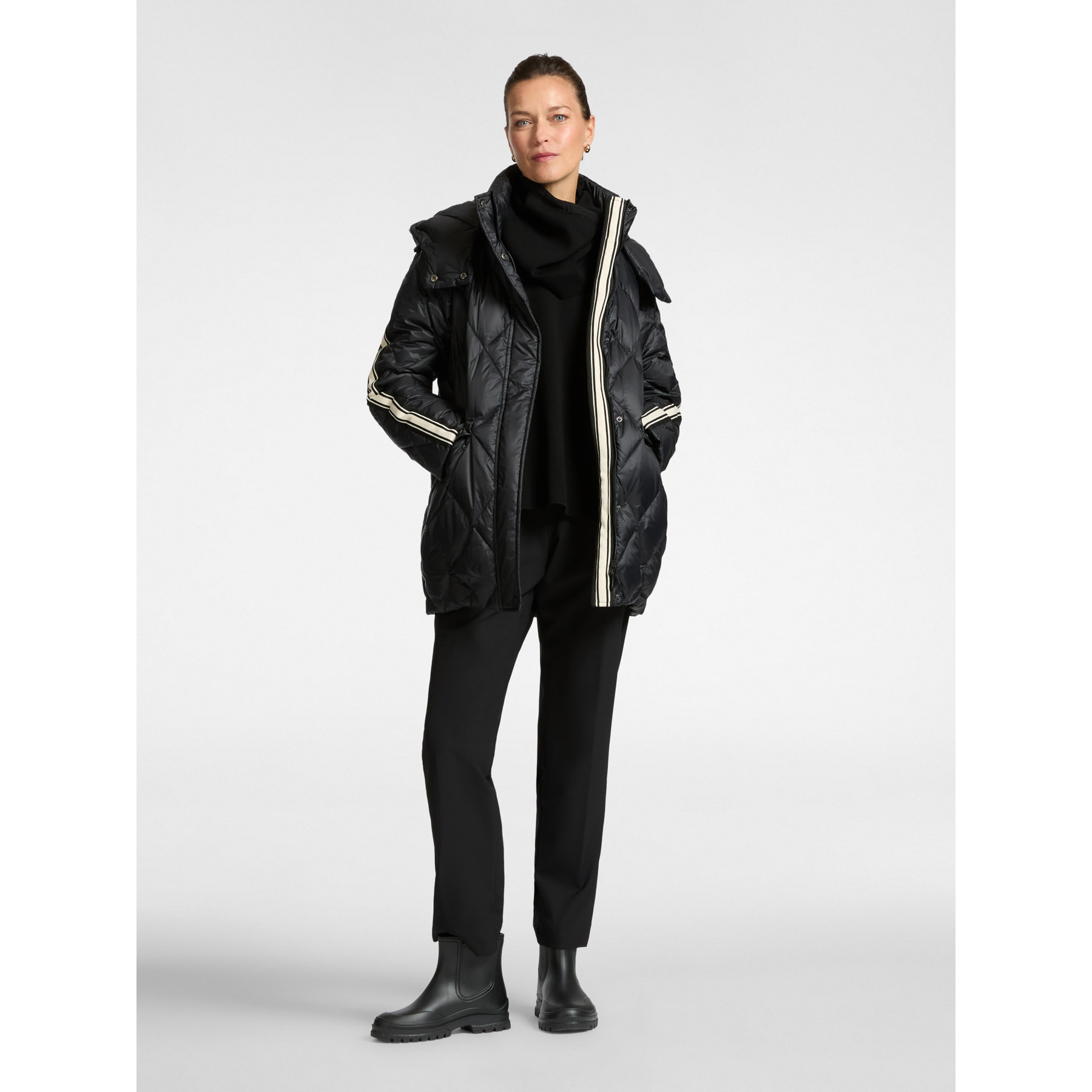 Elena Mirò - Chaqueta de plumas de estilo activo - Negro