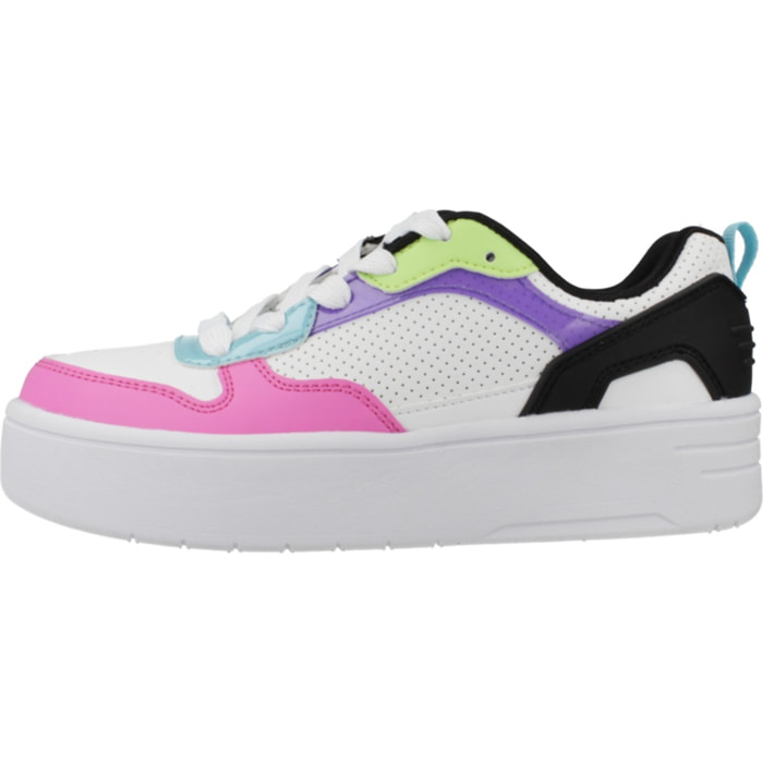 Zapatillas Niña de la marca SKECHERS  modelo COURT HIGH White