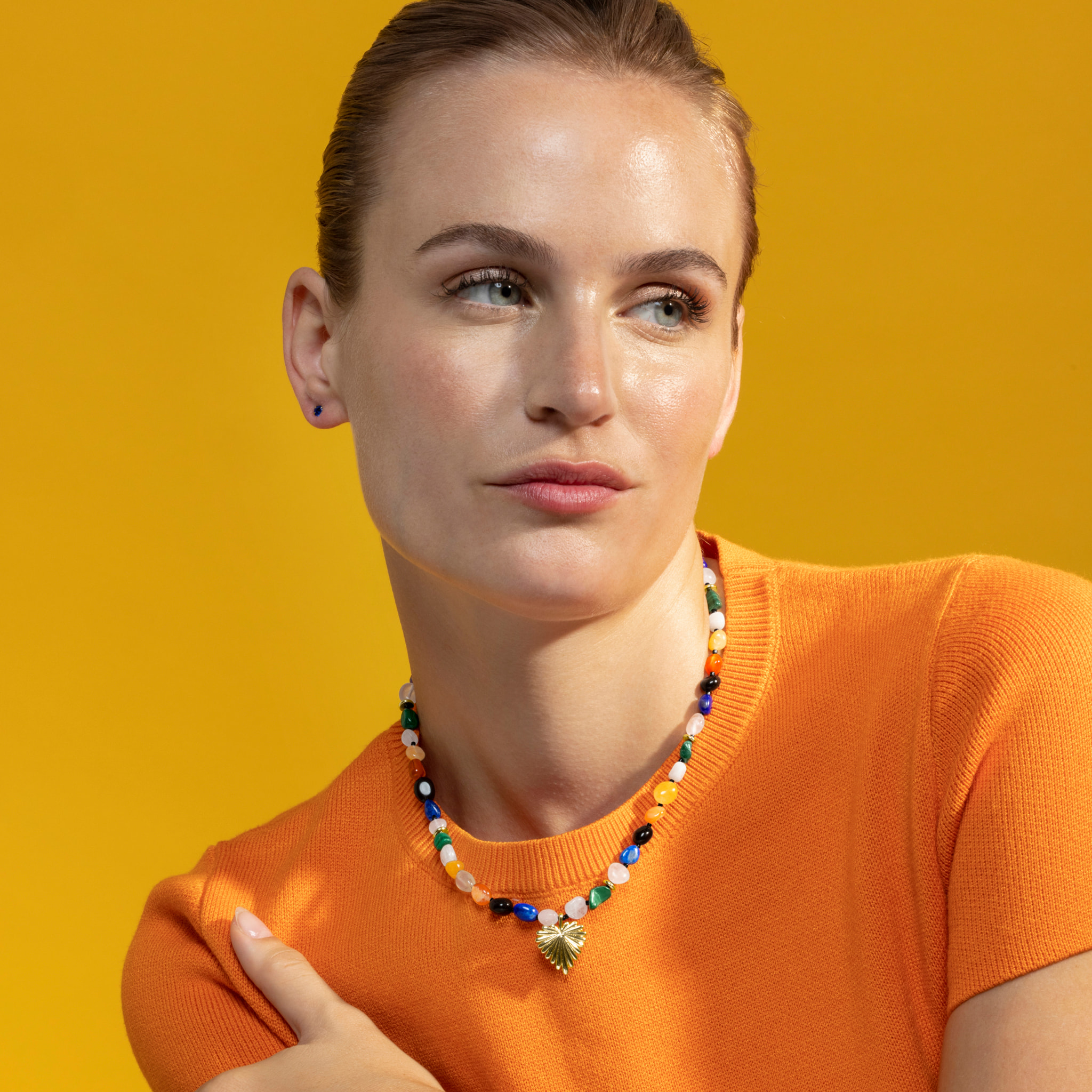 Collar con Multicolor Piedra Natural acabado oro 18k