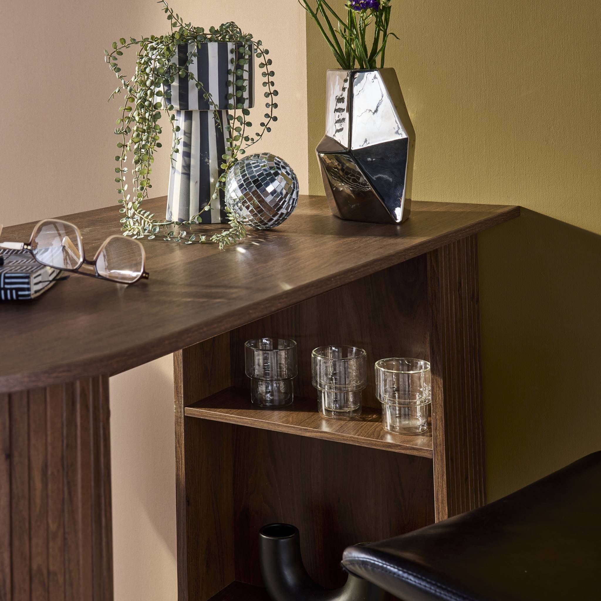 Table bar, table haute de cuisine décor bois avec rangements WALLIS