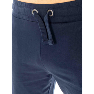 Conjunto completo para hombre compuesto por camiseta Leone Basic y pantalón corto